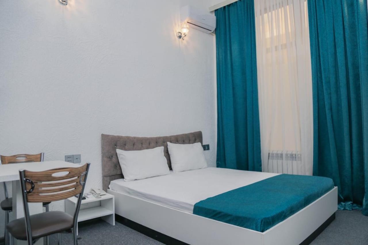 Best Center Hotel Baky Esterno foto