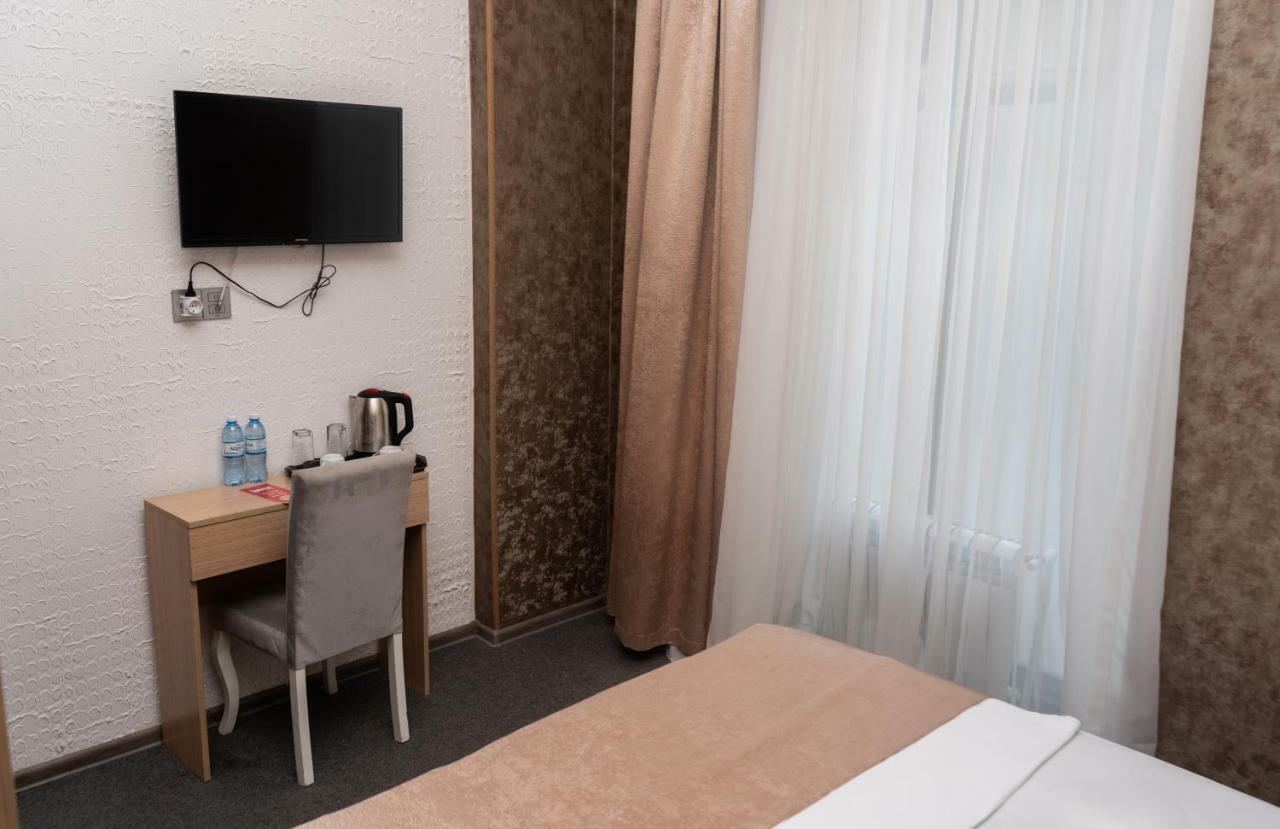 Best Center Hotel Baky Esterno foto